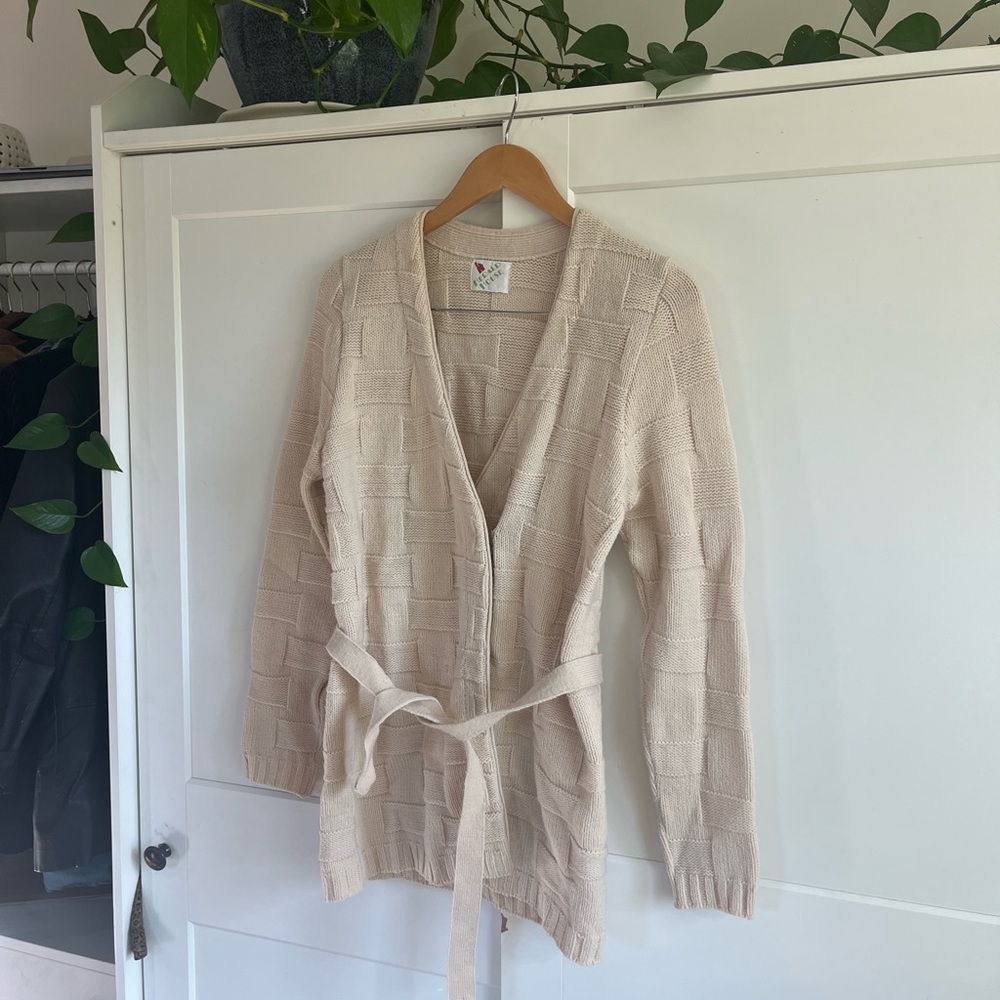 Vintage women’s cream colored wrap-around sweater, small